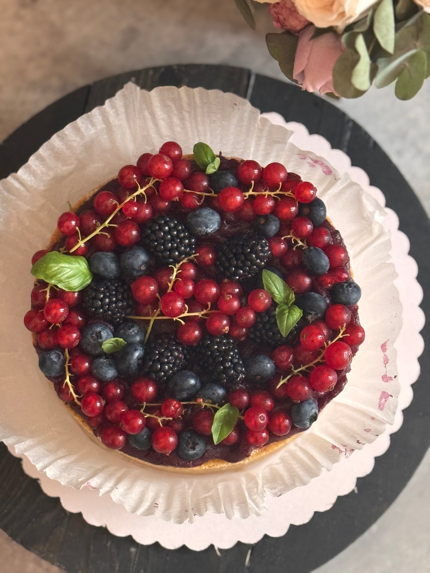 Gluten-free Low calorie high protein berry cheesecake