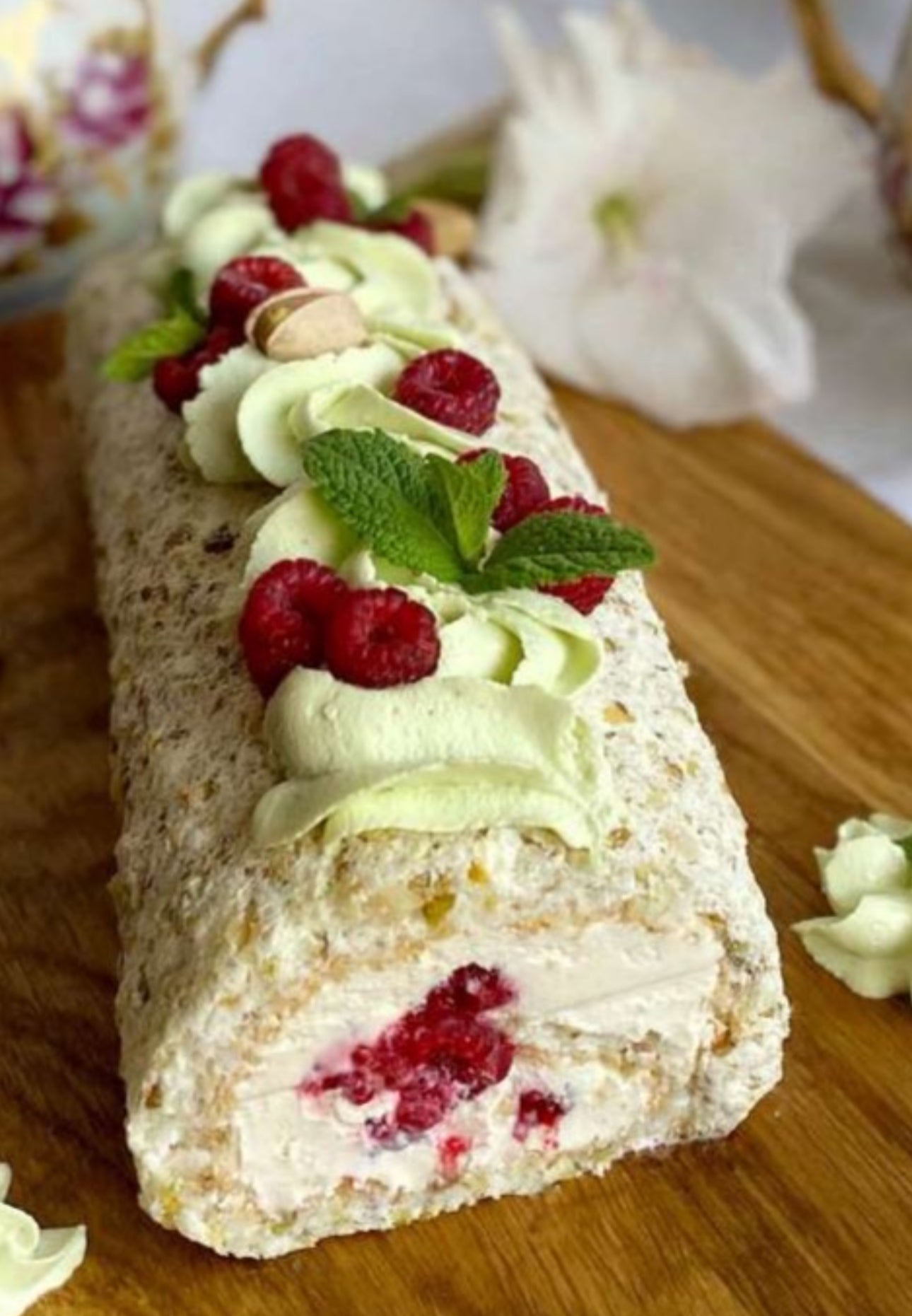 Gluten-free -free Low Calorie High Protein Guilt-Free Swiss Meringue Roll