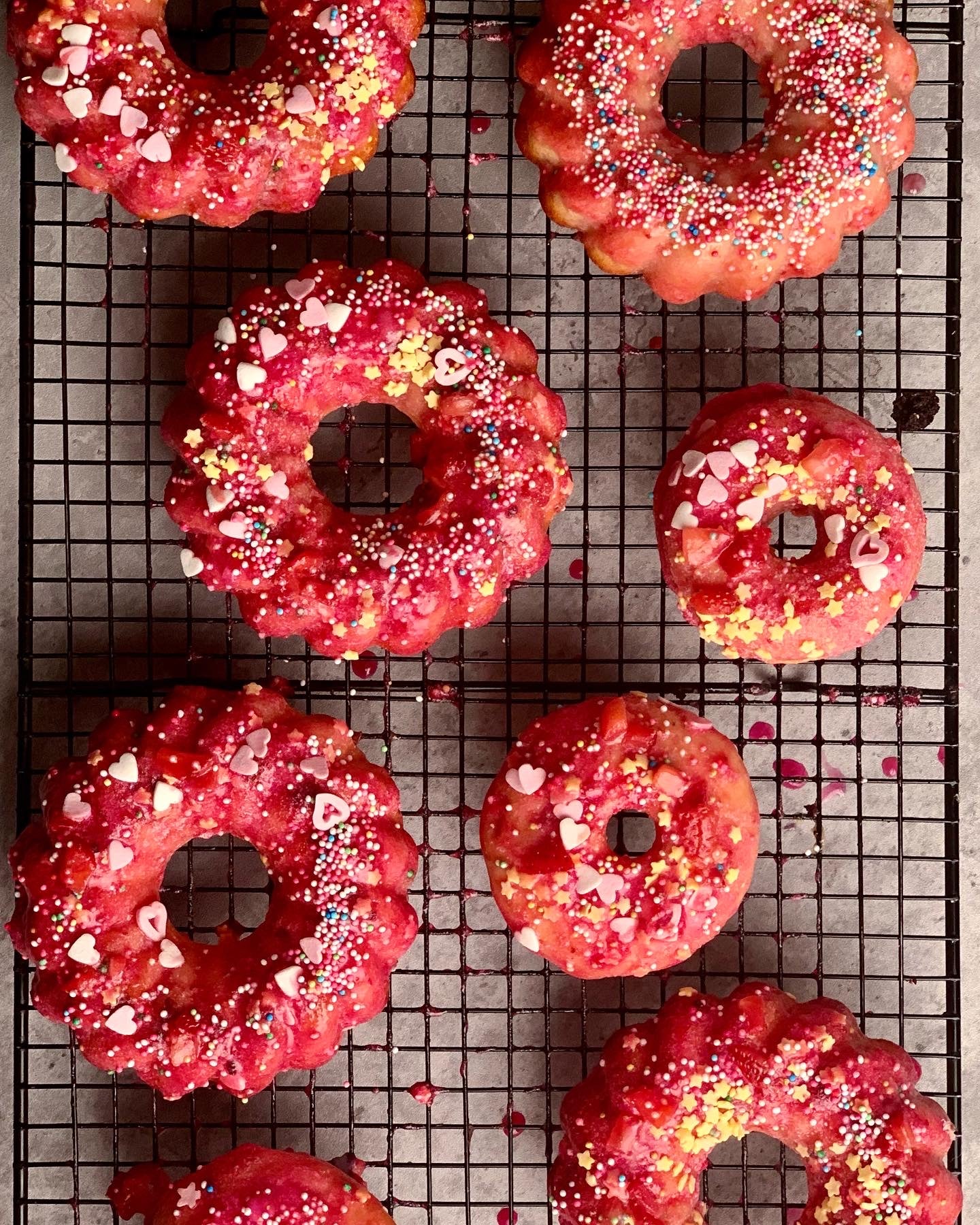 Low calorie/High Protein Raspberry Doughnuts
