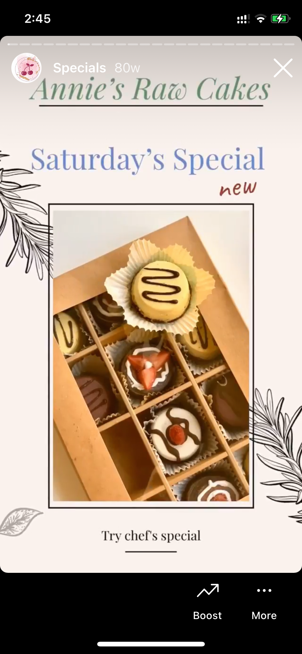 Set of vegan mini cheesecakes set