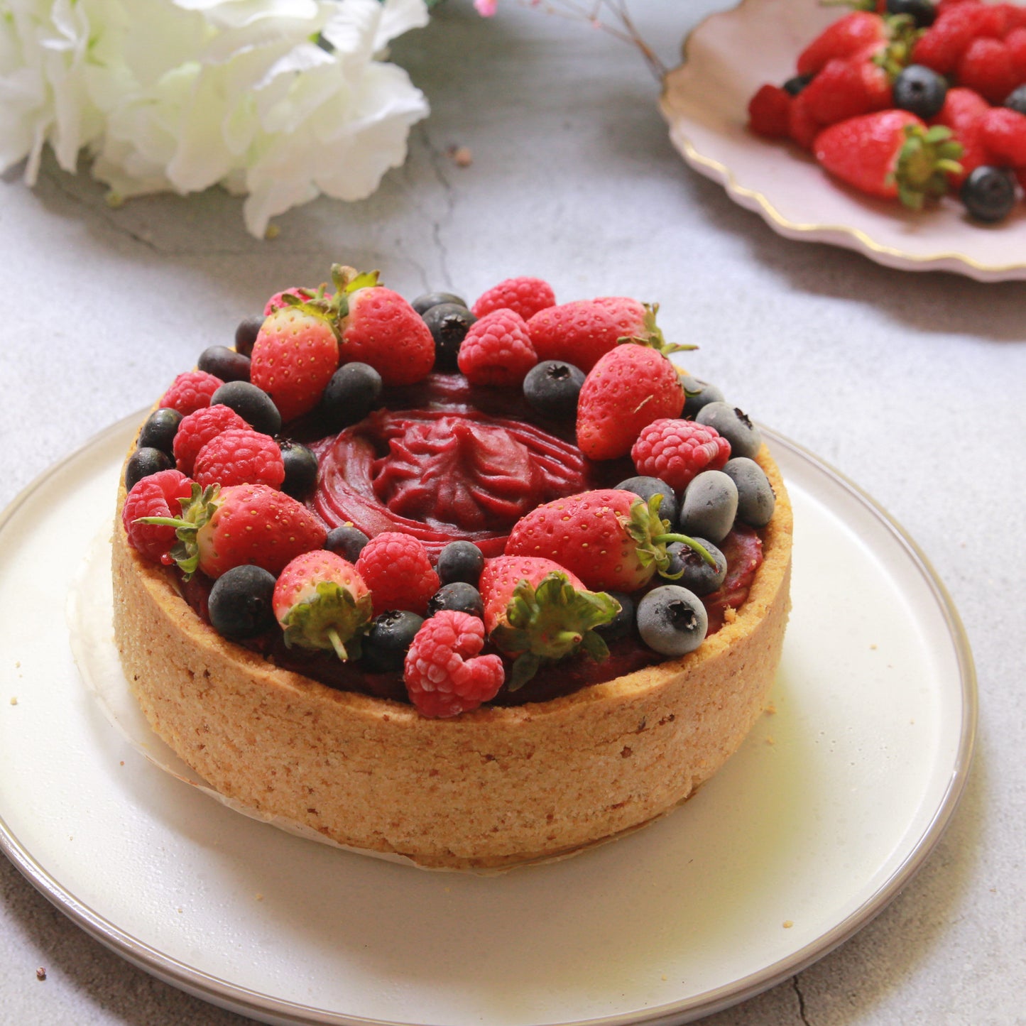 Low calorie high protein berry cheesecake