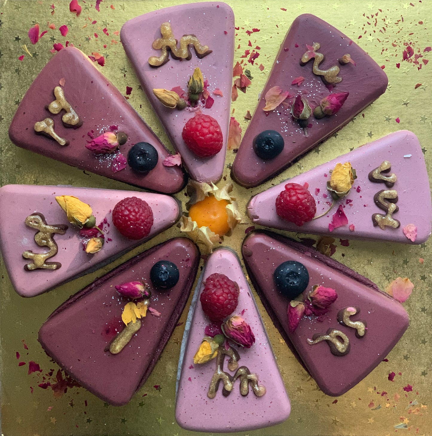 Set of vegan mini cheesecakes set