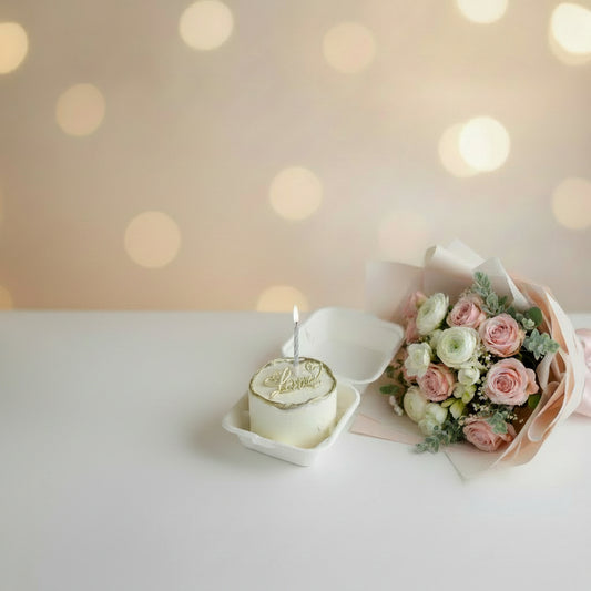 bento cake and flowers gift set