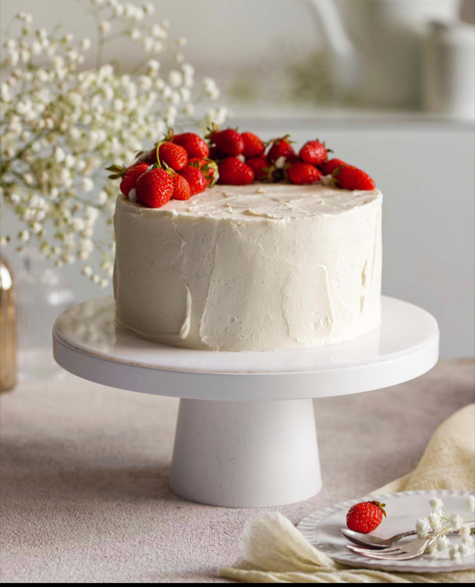 Low Calorie/High Protein Vanilla Strawberry Cake